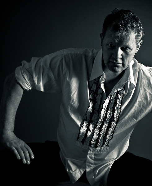 Model: Ron van den Hoogendband singer/actor